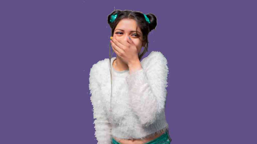 aquarius-hair-style-astrology-space-bun