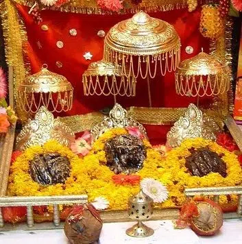 Vaishno Devi Maa Ka Darbar Ke Wallpaper