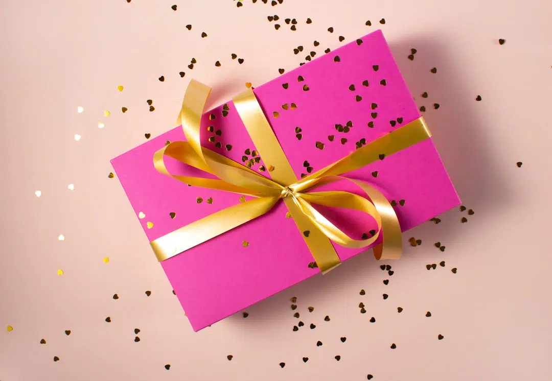 The Ultimate Guide to Astrology Gifts: 50+ Best Zodiac Gift Ideas for 2024-Your Astrology Guru